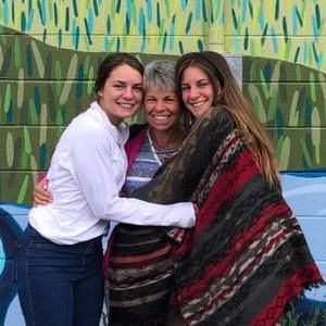 Meet your Posher, Selena